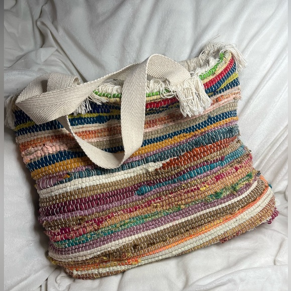 boho rug style woven large bag - Picture 2 of 8